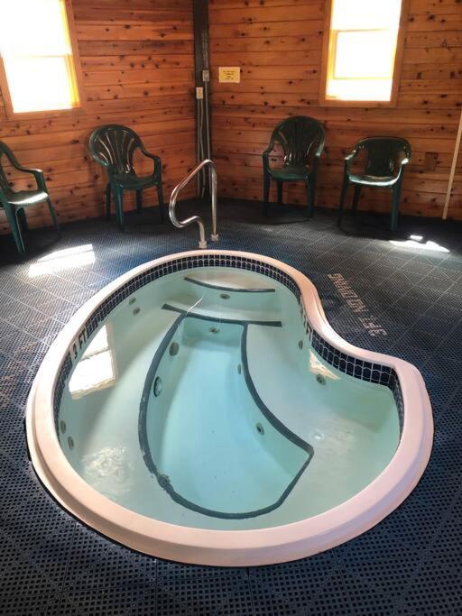2 Bedroom 2 Bathroom - Blue Knob All Season Resort Condo Claysburg エクステリア 写真